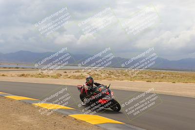 media/Sep-10-2022-SoCal Trackdays (Sat) [[a5bf35bb4a]]/Turn 9 Inside (1215pm)/